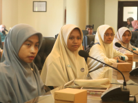 Siswa SMA IIS PSM Magetan Wakil Dapil IV Jawa Timur  dalam Parlemen Remaja 2025